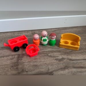 Vintage Fisher-Price Toy Set with little people Figures and Accessories